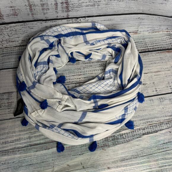 Vince Camuto Blue Plaid Infinity Scarf with Fringe - Picture 1 of 4